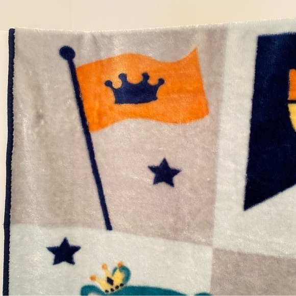 Bedtime Originals Sparky The Dragon Fleece Blanket And Matching Crib Sheet - Picture 7 of 11